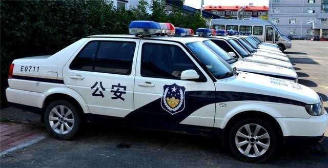 国内警车"大换血,东北看上哈弗h9,广西用上了红旗h5_腾讯新闻