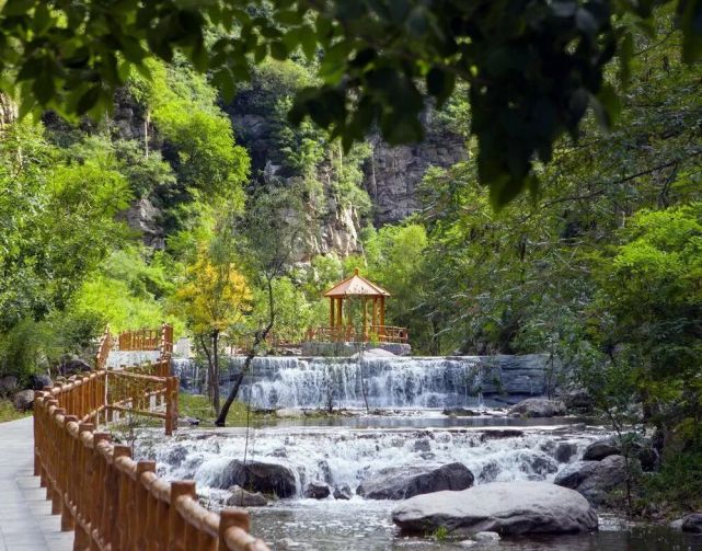 附近200公里旅游景点,离我附近200公里的景点 北京周边这个小众秘境,一年四季都很美,却少有人知!