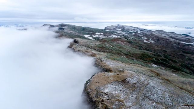 朱提秘境 云上花山:昭通鲁甸轿顶山