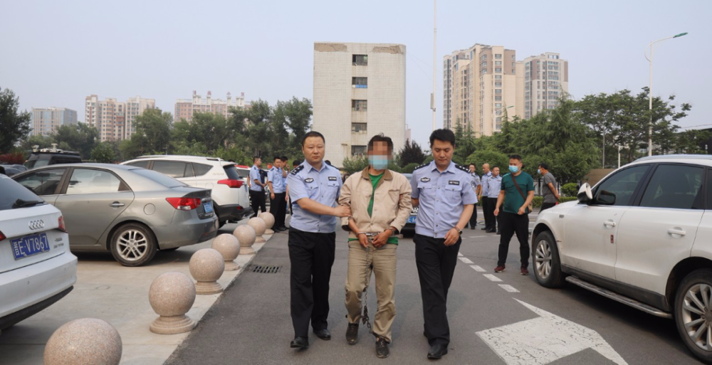 6月17日,在河南省沈丘县公安机关的全力配合下,专案组在沈丘县槐店镇