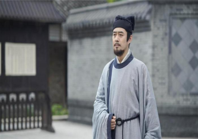 范仲淹虽家境贫寒,但他并未因此受挫,反而愈发积极向上