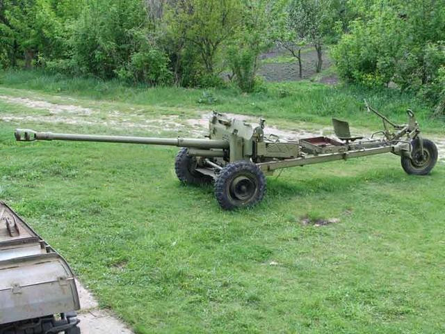 苏联三轮自行反坦克炮,骑着大炮飙车,空降兵的好帮手