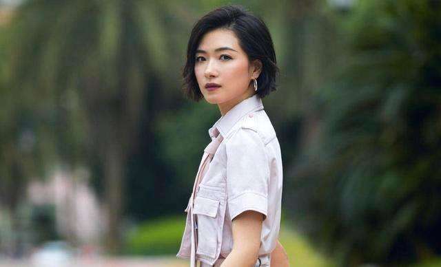 被姐姐集体表白的万茜,美的