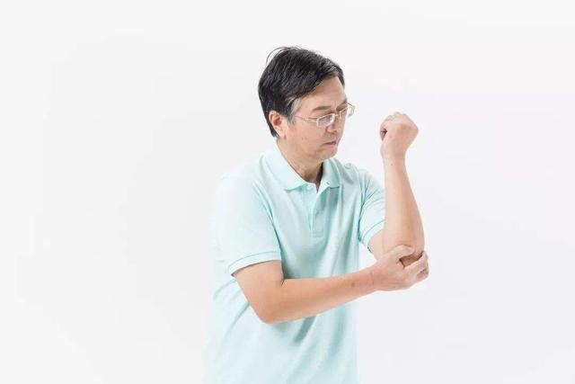 每天补钙，为什么还骨质疏松？这3个误区让你多年钙“白补”了