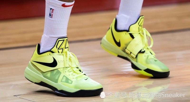 布兰登-英格拉姆:adidas t-mac millennium