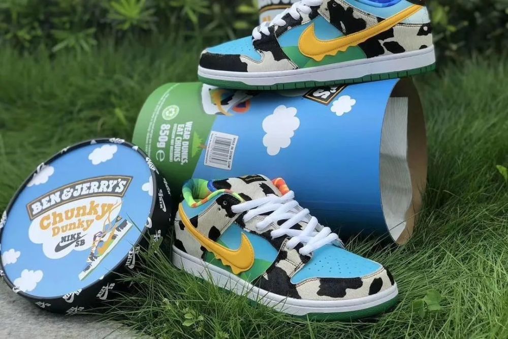 ben & jerry"s x nike sb dunk low 特殊鞋盒版 市场价:17000   26000