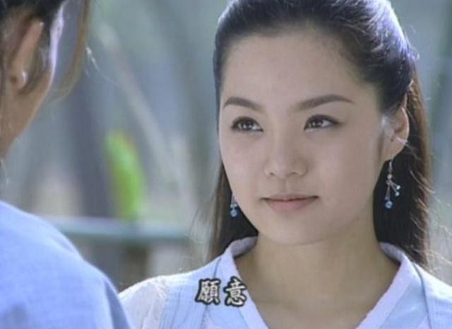 很多时候看电视剧,剧情是一方面,但是也很容易被剧中的女主角吸引.