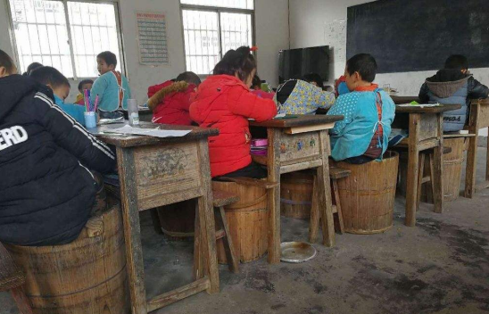 乡村学校衰退的原因,不在家长,更不在教师,这才是真实