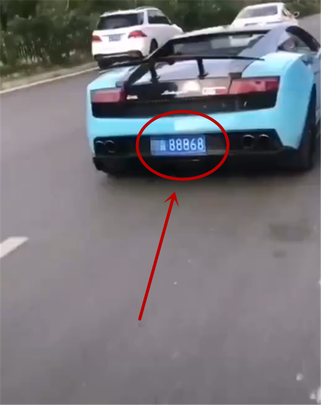 4个8车牌的兰博基尼,车牌
