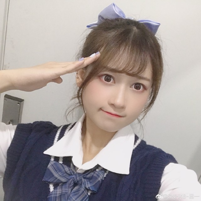 女团 snh48-吕一 的图集