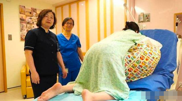 生孩子为什么大多数都要躺着,跪着生是不是会更轻松?
