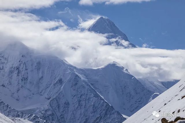 攀登中国第二高的雪山川西行