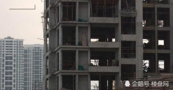 208家破产，开发商为何不降价“自救”？原因很简单