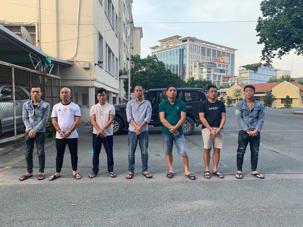 黑社会团伙持枪绑架越南富豪,抢走350亿越盾,警方迅速破案