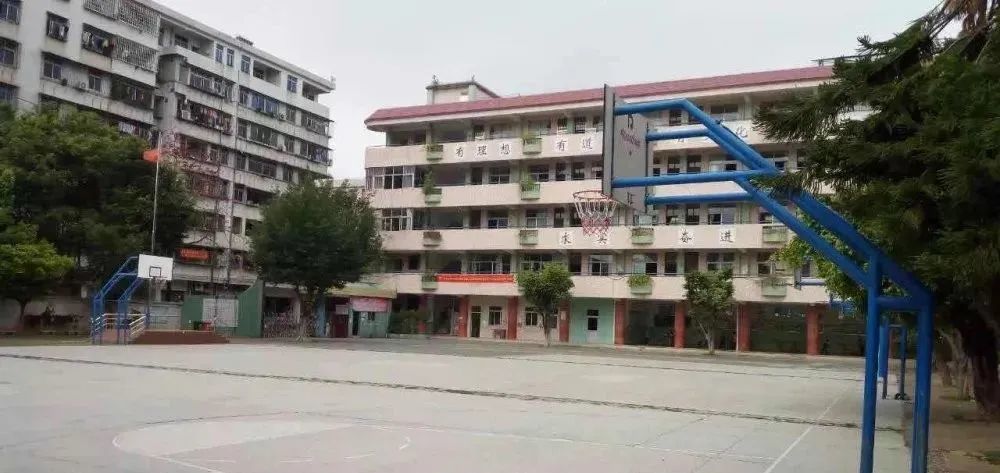 广州市增城区英才学校