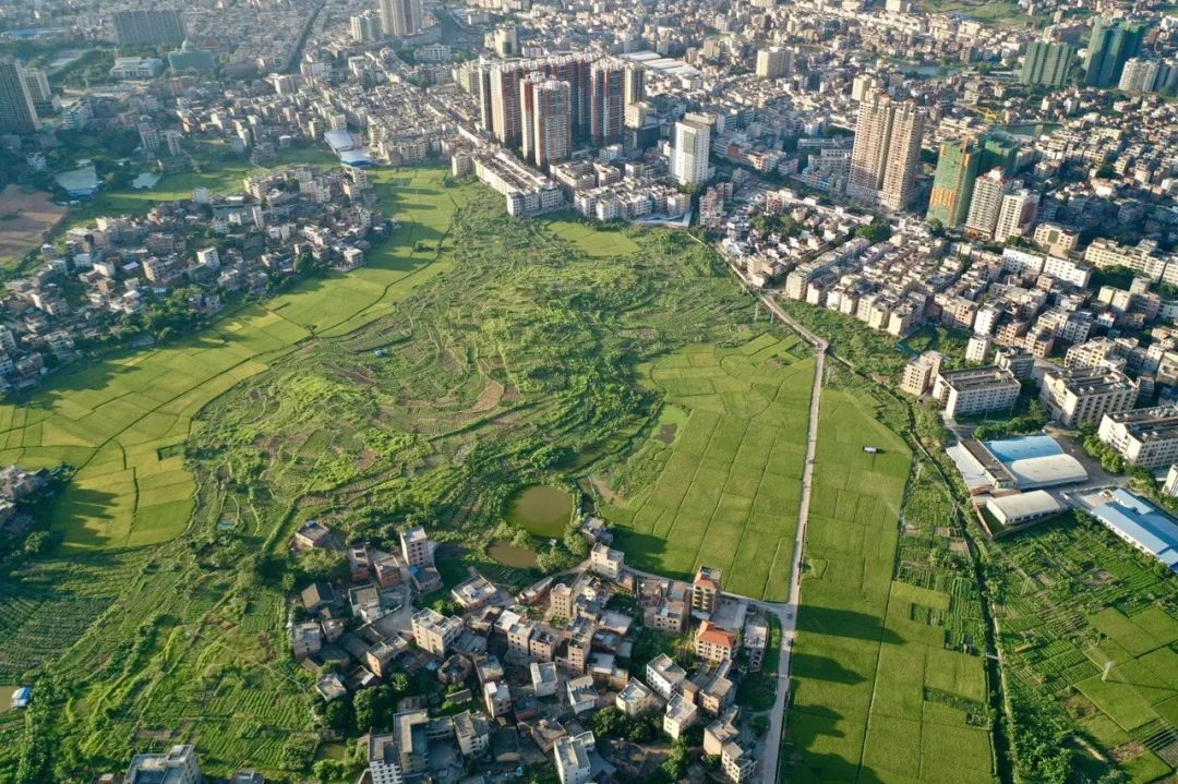 航拍建设中的罗定环市南路,带你看最新进展和沿途风景