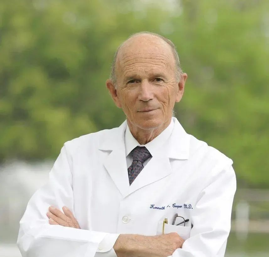 肯尼斯·库珀,美国军医,有氧运动的奠基人,心血管疾病预防与有氧健身
