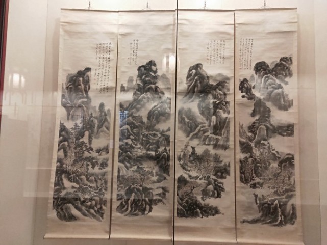 图98 四季山水条屏,近现代画家黄宾虹设色.