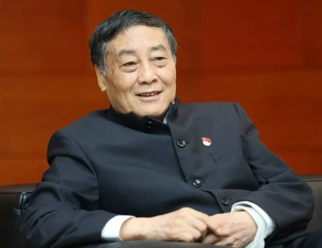 楼市趋于平稳,马云劝年轻人别买房,宗庆后说出了年轻
