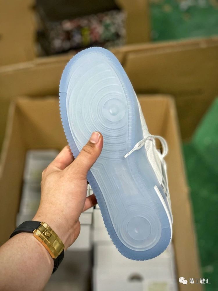 耐克af1 react骨