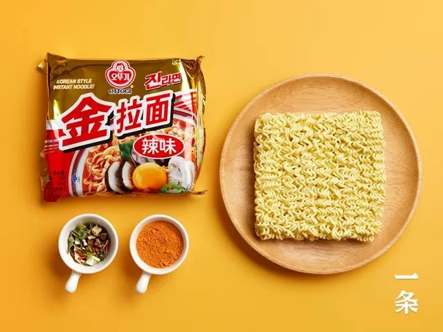 内含5袋)如此鲜香浓郁的汤底,又没有完全掩盖掉拉面本身的小麦香气,裹
