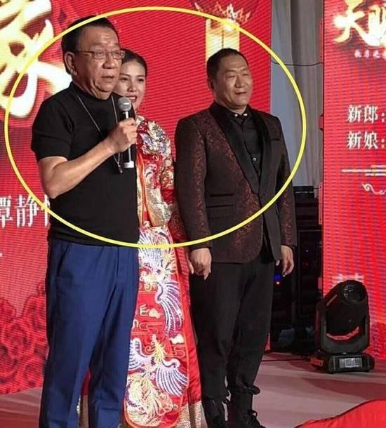 王朔为了谢东大骂侯氏兄弟,一个月后侯耀文去世,被气死的?