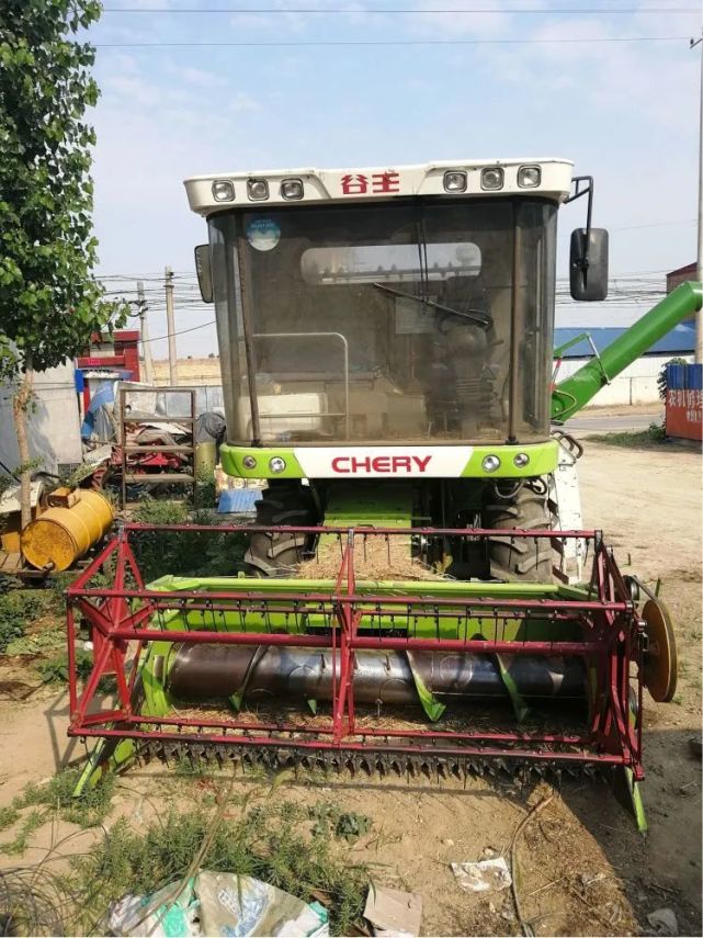 1.6万出售谷王4lz-3小麦收割机