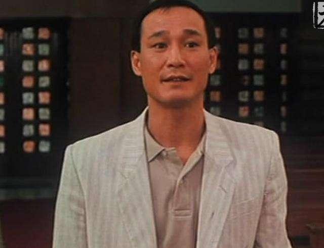 30年前,帮刘嘉玲摆平"绑架案",夺回照片的陈慧敏是什么来头
