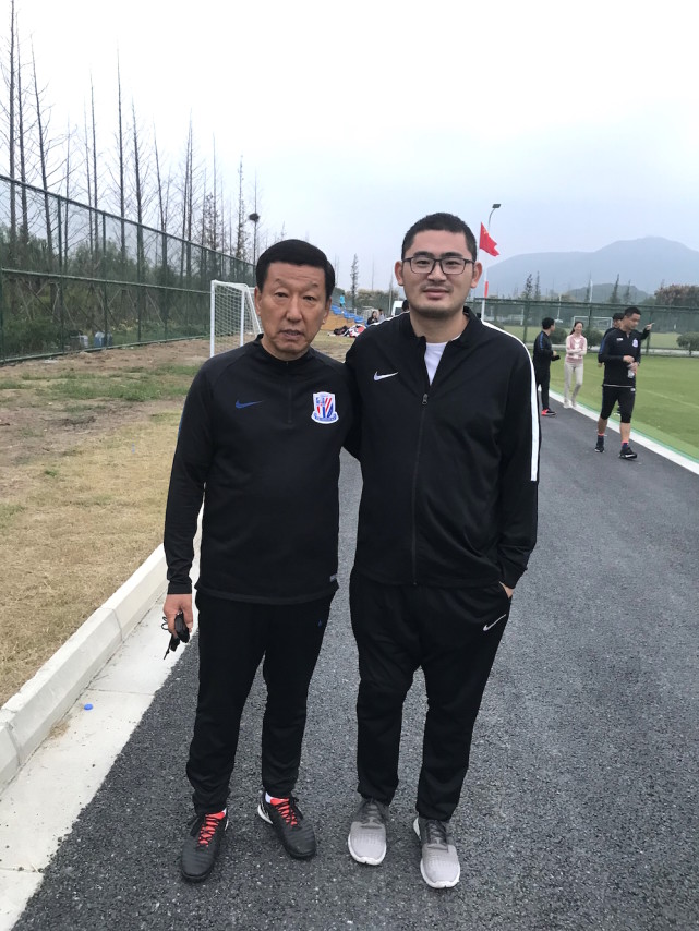 跟中国足协秘书长同名同姓,这个申花球迷在疫情下的真实生活
