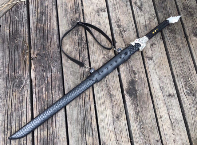 战刀-龙牙,弹簧钢锻打,刀背龙牙造型,龙头龙纹装具如