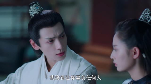 月上重火的女人,最悲是上官筝,最幸运不是重雪芝,是傻乎乎的她