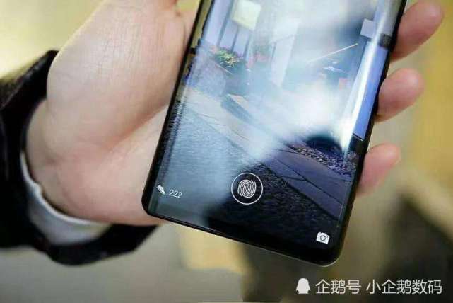 年度巨无霸,华为mate40pro跑分超70万,携鸿蒙os正式