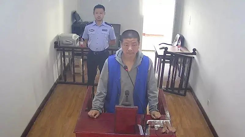 定西市公安局原副局长杜辉珍以受贿罪,滥用职权罪一审被判11年6个月