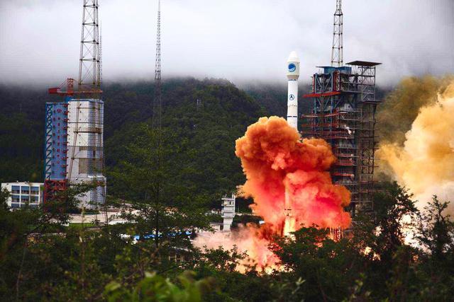 捷报:中国"北斗三号卫星"发射成功,全球组网部署完成