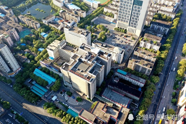 航拍湘南地区规模最大的龙头医院——衡阳市南华大学