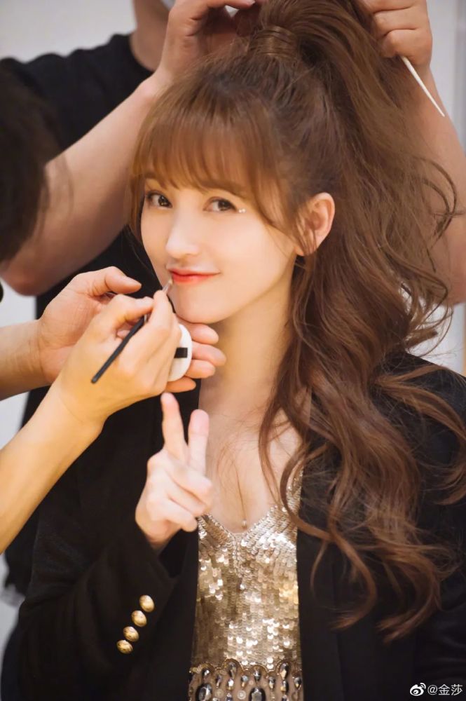 金莎带秤吃饭？！女明星也太严格了一点8……