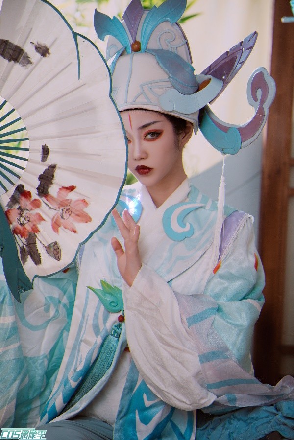枝枝【上官婉儿惊鸿之笔】,萧雪小姐姐cos的【上官婉儿梁祝】!