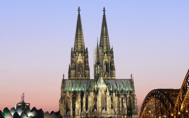 科隆大教堂:世界上最完美的哥特式教堂建筑!