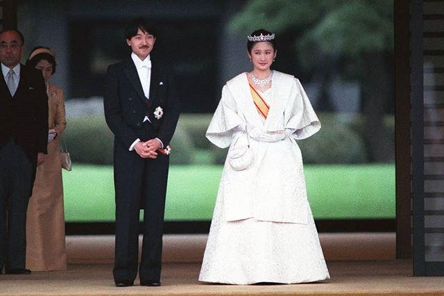 日本皇室纪子妃喜迎结婚30周年!生独苗小王子赢雅子,年轻时超甜