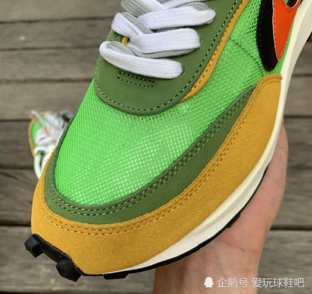 年度鞋王 解钩黄绿 sacai x nike 联名鞋款 走秀跑鞋