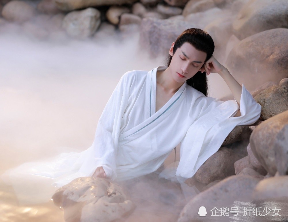 古装中的白衣少年:罗云熙,杨洋,肖战,王一博,都是谁家