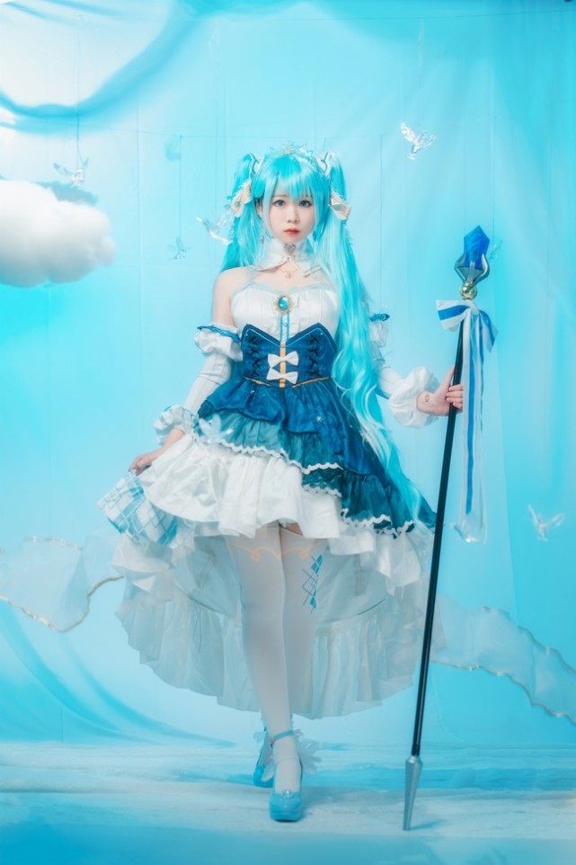 cos:双马尾雪初音,给可爱加分