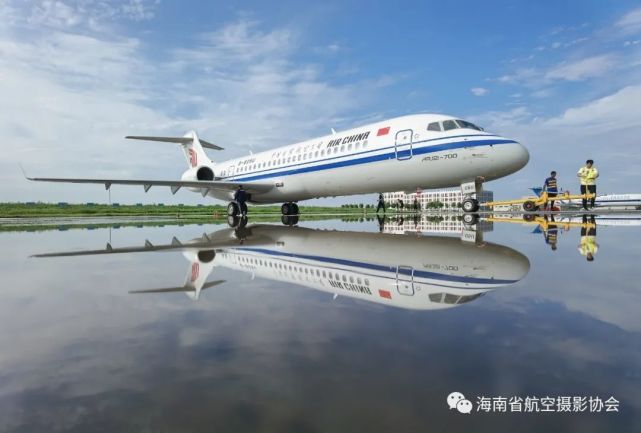 arj21-700交付三大航,国产大飞机事业又向前迈出坚实