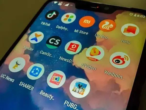 侠客岛：封禁50多款中国APP，印度这是想搞事情？