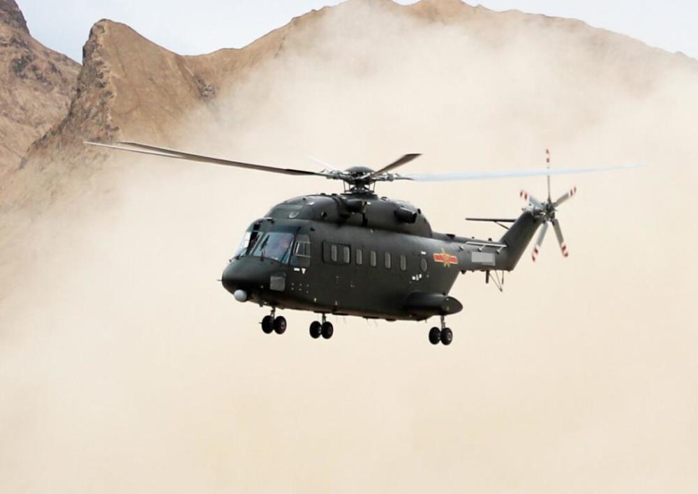 印媒称在加勒万河谷部署t-90 我军媒今天发布直升机高原突击猛图
