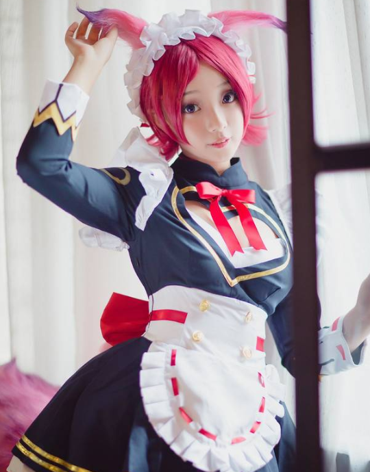 王者cos第十七期:小姐姐扮演妲己女仆咖啡,长得很像明星!