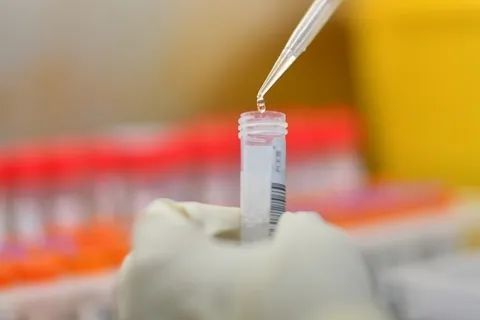 北京一病例居家隔离14天期满与友聚餐5日后确诊