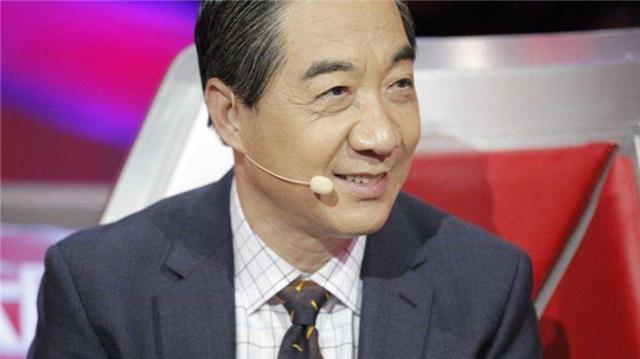 张召忠警告:这3大征兆就是战争爆发前的信号,各国一定