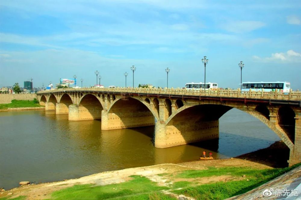 浏阳河九道湾"鸭子铺"是几道湾