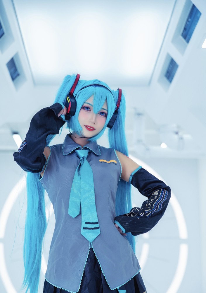 初音未来公式服cos